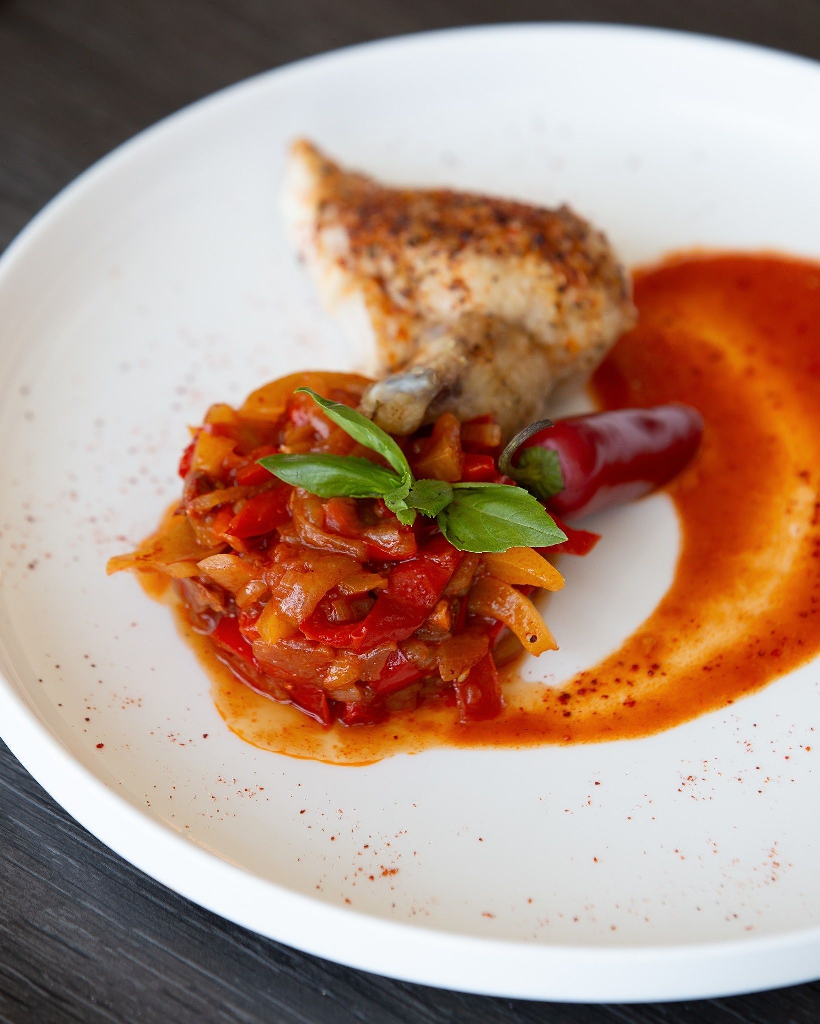     ️ Un de nos plats du jour : Le Poulet Basquaise revisité nSuprême de volaille fermière fran...